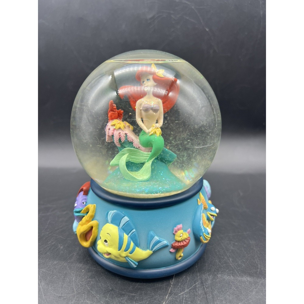 Vintage Disney Little Mermaid Ariel Snow Globe Music "Part Of Your World"